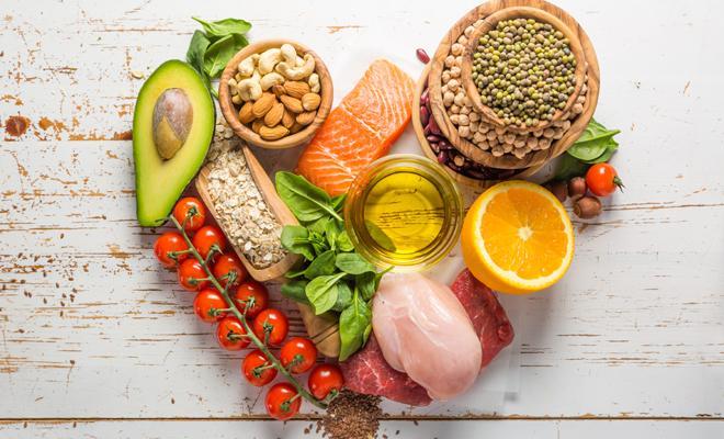 ¿Puede tratarse la colitis ulcerosa con dieta?